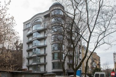 Нардеп Лещенко показал свои апартаменты, из-за которых возник скандал