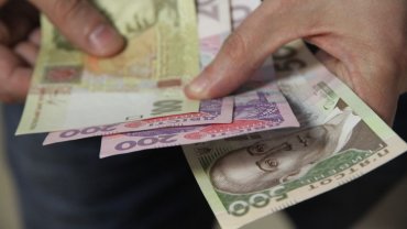 Зачем украинцам увеличивают минимальную зарплату