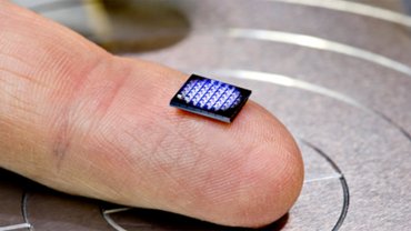 Как выглядит самый маленький компьютер в мире: новинка от IBM