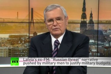 Латвийское ТВ уволило сотрудника за трансляцию Russia Today