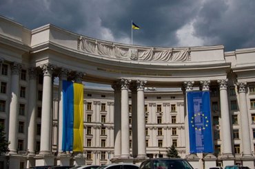МИД сообщает: Украинский дипломат заразился коронавирусом