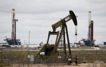 Цены на нефть растут накануне встречи ОПЕК+