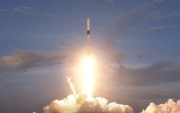 SpaceX доставит на орбиту еще 60 спутников для расширения интернет-покрытия