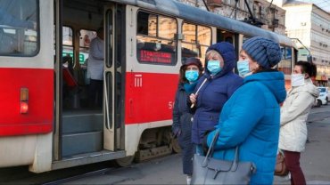 В МОЗ назвали условие, когда в Украине могут остановить транспорт