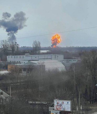 Россия уничтожила ракетами аэропорт в Виннице: Зеленский эмоционально обратился к Западу