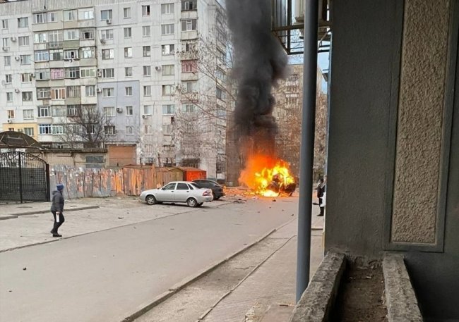 В центре оккупированного Мелитополя подорвали автомобиль