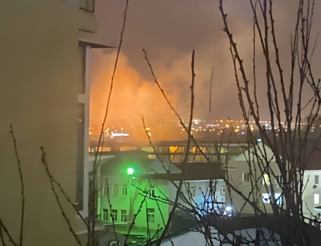 У Бєлгороді другу ніч поспіль лунали вибухи: в почалася пожежа
