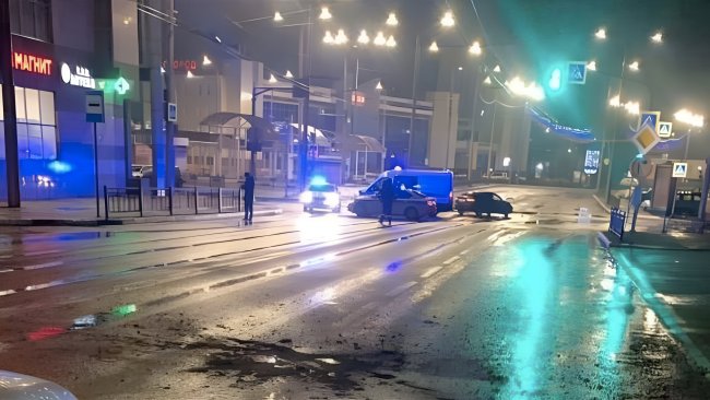 Взрывы в Белгороде: повреждены вагоны на вокзале, дома и машины
