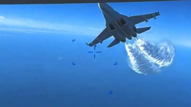 Летчиков Су-27, атаковавших американский беспилотник, представили к госнаграде