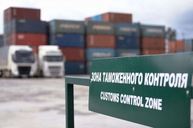 Россия завалила Казахстан просьбами о помощи в импорте санкционных товаров после отказа Турции