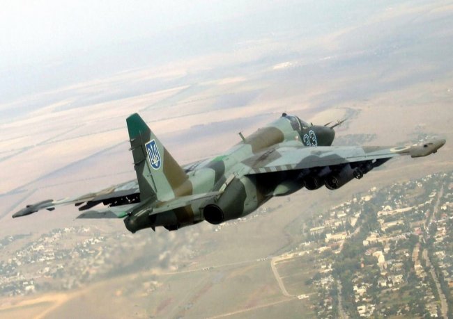Украинская авиация и артиллерия нанесли массированные удары по средствам ПВО оккупантов