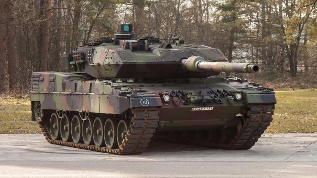18 танков Leopard 2 из Германии прибыли в Украину