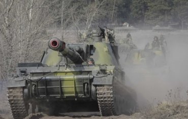 Отводит ли Россия войска от украинской границы?