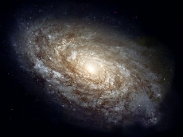 Астрономы обнаружили «хищную» галактику