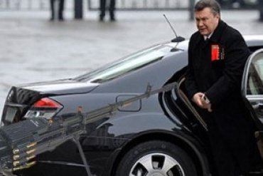 Кортеж Януковича чуть не попал под обстрел в Запорожской области