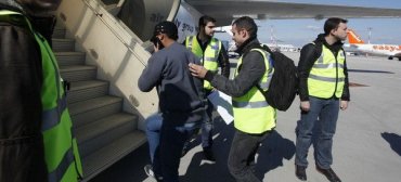 Турция массово депортирует российских туристов