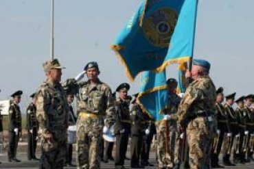 В Казахстане высадились американские и британские военные инструкторы