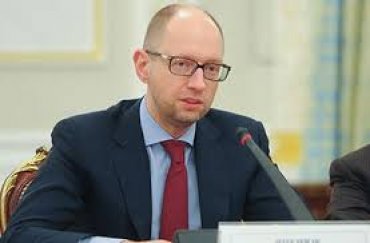 Яценюк сообщил о стабилизации курса гривны