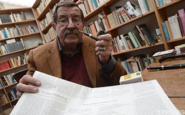 В Германии умер лауреат Нобелевской премии по литературе Гюнтер Грасс