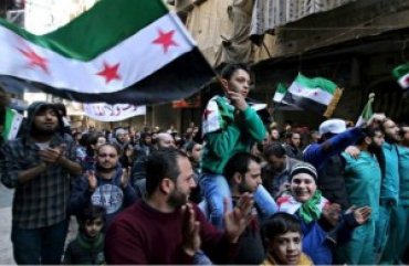 В Сирии прошел «Марш мира» с призывами освободить похищенных митрополитов