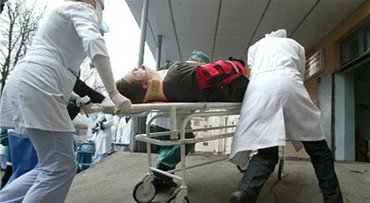 Российские медики убили пациента, уронив его с каталки