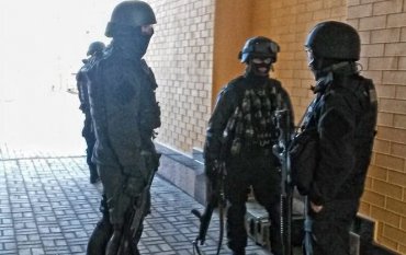 Бойцы роты «Торнадо» и военные прокуратуры устроили перестрелку