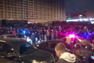 В Москве участники автошоу устроили массовые беспорядки