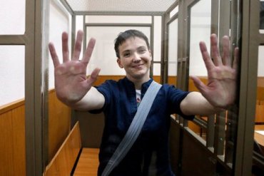 Савченко по просьбе Порошенко прекратит голодовку