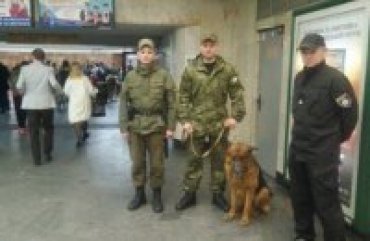 Полиция усилила меры безопасности в Киевском метро