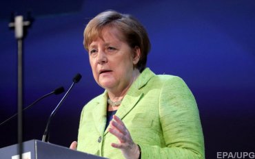 Меркель тайно передала британским спецслужбам досье на Путина