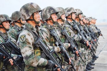 Китай стягивает к границе с КНДР стотысячную армию