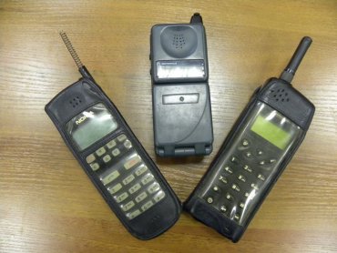 В Украине входят в моду «древние» мобильные телефоны