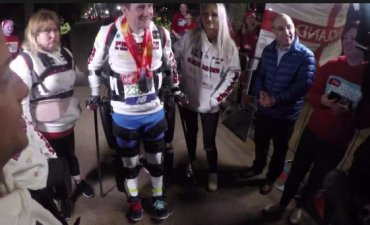 Парализованный британец преодолел Лондонский марафон