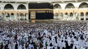 Саудовская Аравия просит мусульман отказаться от хаджа на время пандемии