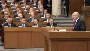 «Коронапсихоз» помешал Лукашенко выступить с посланием парламенту