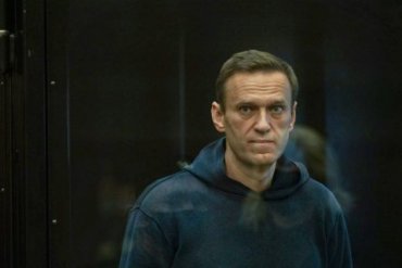 Навальный в колонии объявил голодовку