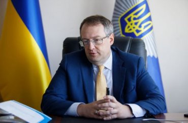 Замминистра МВД Геращенко заявил о незаконности блокирования СМИ судебным решением