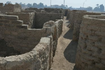 В Египте нашли затерянный в песках «золотой» древний город