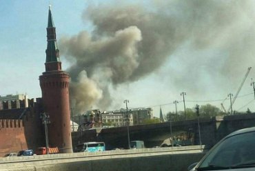 В сети сообщили о сильном дыме в центре Москвы