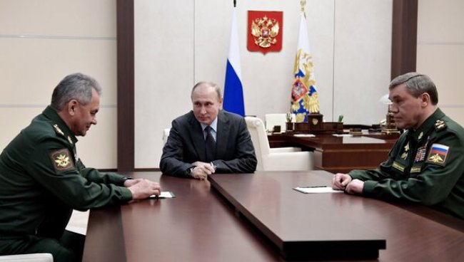 Шойгу и Герасимов пытаются убедить Путина перейти к обороне