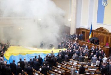 Украинская оппозиция уже не добивается отмены Харьковских соглашений