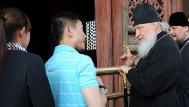 Патриарх Кирилл впервые совершил патриаршую Литургию в Китае
