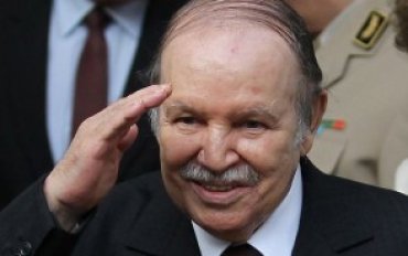 В Алжире ходят слухи о смерти президента