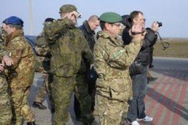 В Славянске освободили военных наблюдателей ОБСЕ
