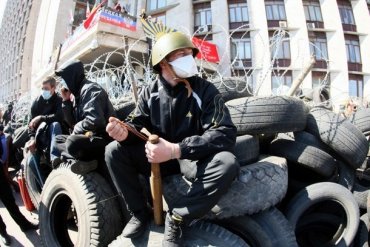 В Донецкой области сепаратисты захватили четверых депутатов