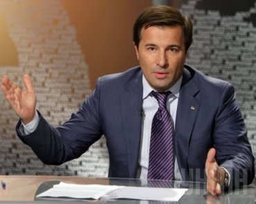 Коновалюк предлагает провести «настоящий» референдум по вопросам новой Конституции