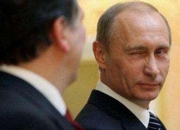 Путин разрешил крымским госслужащим заниматься бизнесом