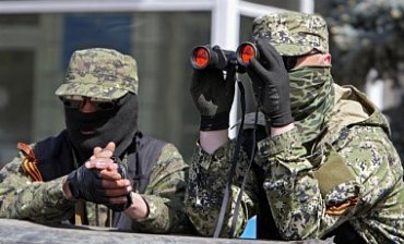 Террористы в Славянске: в панике, с трупами, без денег