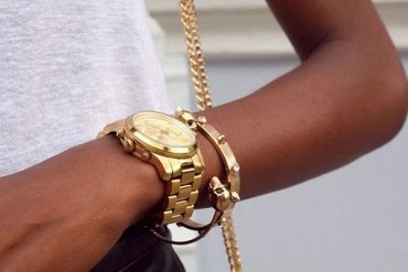 Золотые часы – не только шикарное украшение, но и выгодное капиталовложение