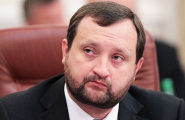 Арбузову мстят за грамотную экономическую политику, – Охрименко